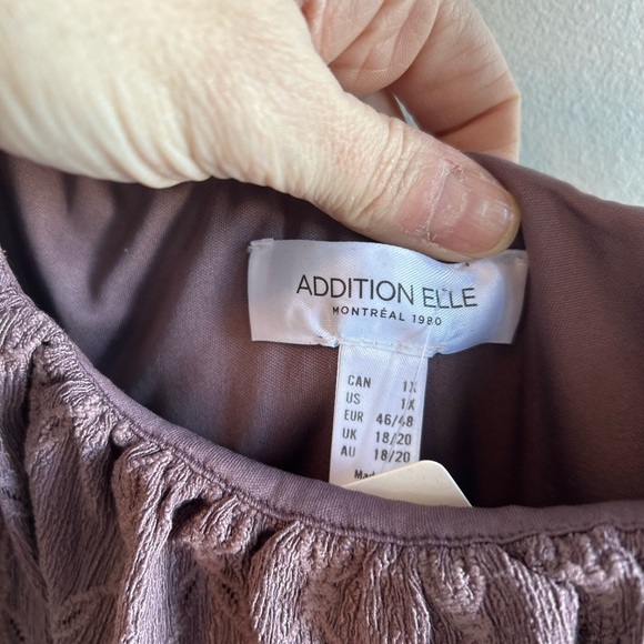 ⭐️SALE⭐️ Additional Elle - Boho Top - Picture 5 of 6